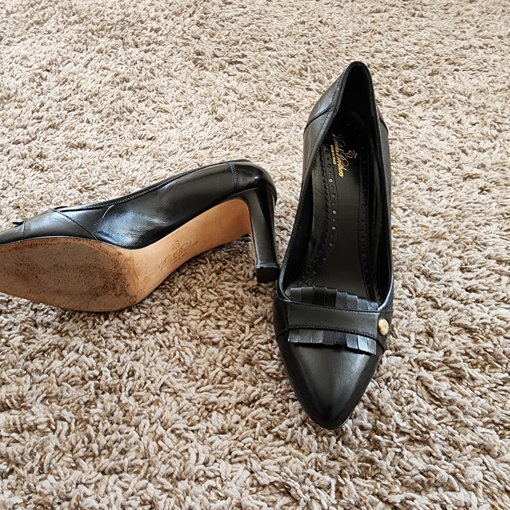 Brooks Brothers Calfskin Kiltie Pump - Black, Size 9 - Picture 5 of 6